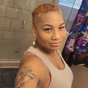 Meet your Posher, Shae